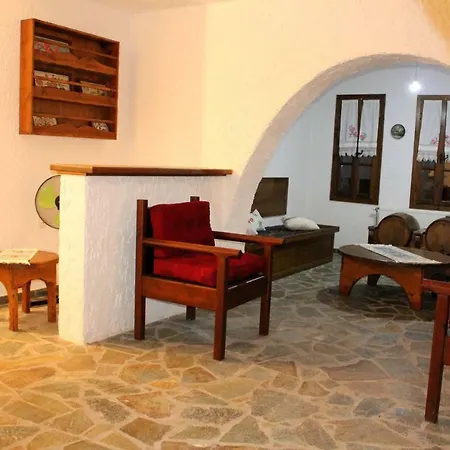 Apartamento Aris Panteleimon